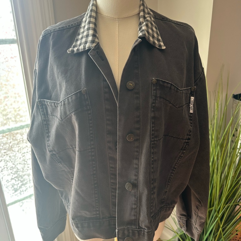Cherokee Black Denim Jean Jacket with Checkered Collar L Vintage